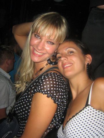 i/Kranj/Absolvent08/07-BlackWhiteParty/absolvent 1914.jpg_640.jpg